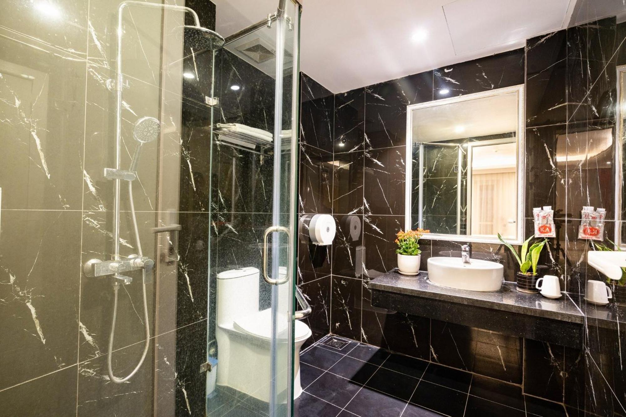 Kieu Anh Hotel - 81 Trung Kinh - By Bay Luxury ฮานอย ภายนอก รูปภาพ
