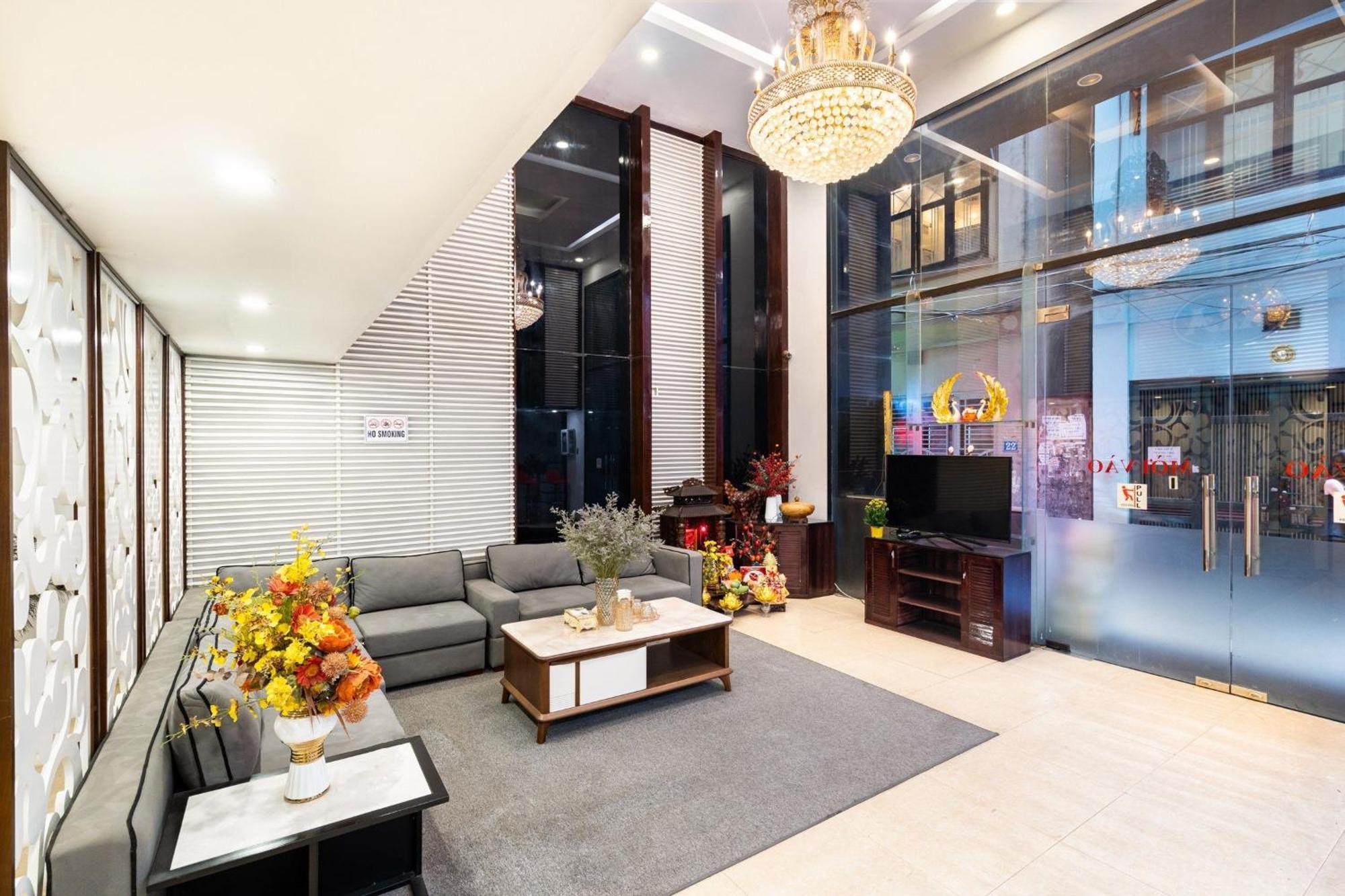 Kieu Anh Hotel - 81 Trung Kinh - By Bay Luxury ฮานอย ภายนอก รูปภาพ